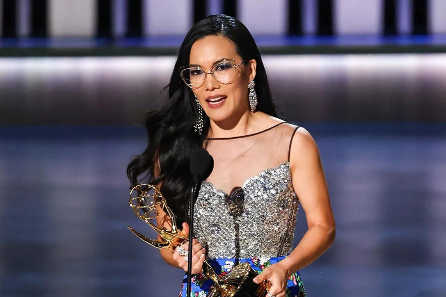 Ali Wong Becomes First Asian Woman to Win an Emmy for a Lead Role