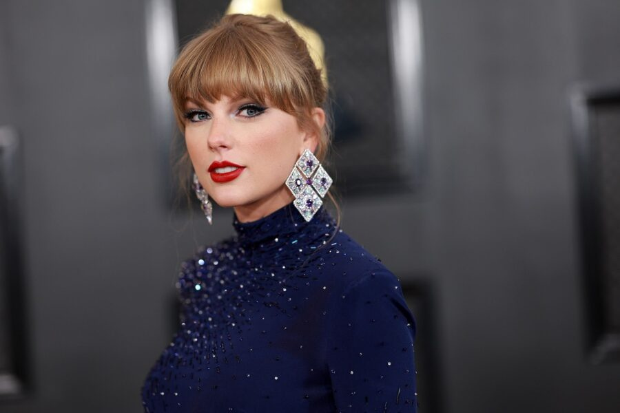 Deepfake pornographic images of Taylor Swift are circulating online. Her fans are fighting back