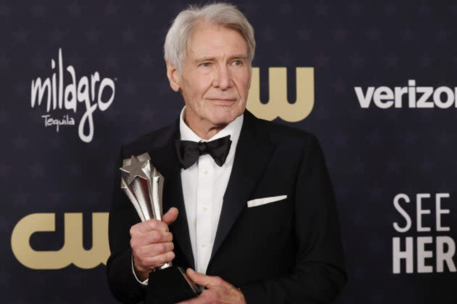 Harrison Ford Chokes Up Accepting Critics Choice Career Achievement Award ‘I Feel Enormously Lucky’