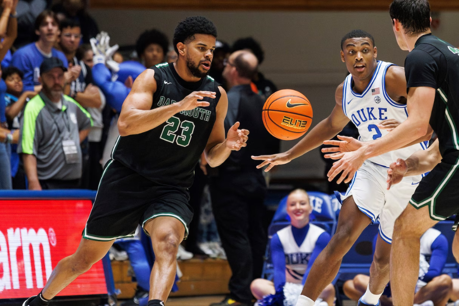 NLRB official says Dartmouth men’s basketball can unionize.